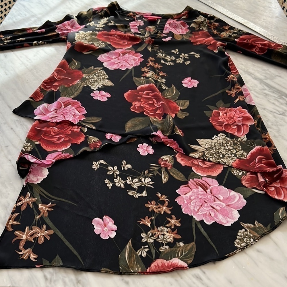 CATHERINE MALANDRINO Black Floral Tunic Top Size S - Picture 4 of 6